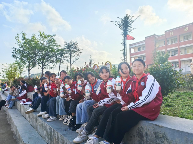 真情传递温暖，爱心点亮希望|太阳成集团“抗旱保教”捐赠活动圆满完成